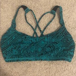lululemon sports bra